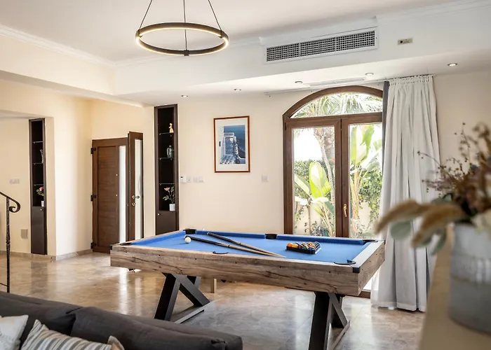 Sunnyvillas: 4br Seafront Villa*private Pool*bw44 *